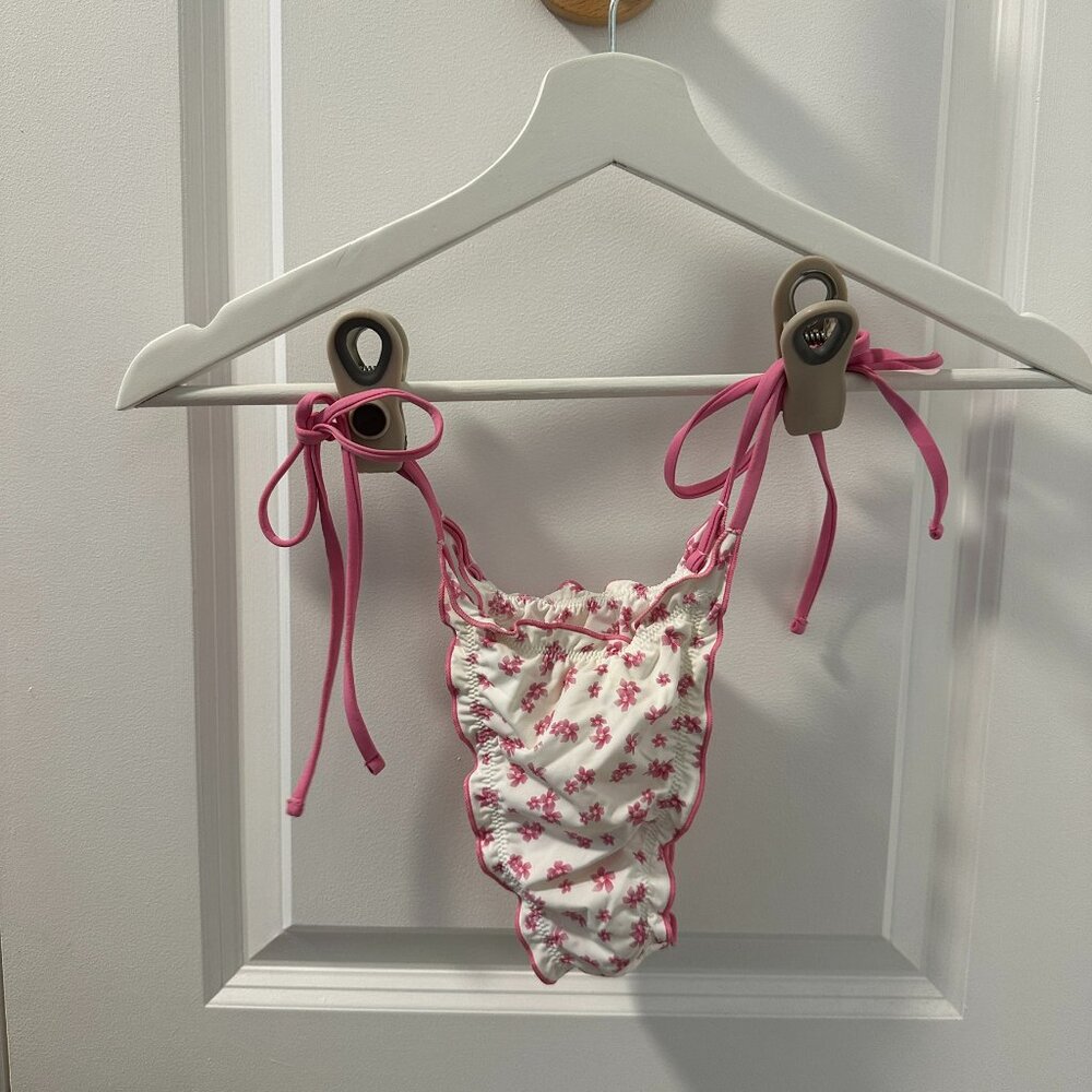 437 Chloe Bottom Size S Babygirl Print Excellent Condition